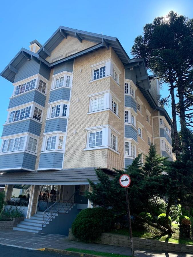 Apartamento Junto A Rua Coberta, Recem Decorado Грамаду Екстериор снимка