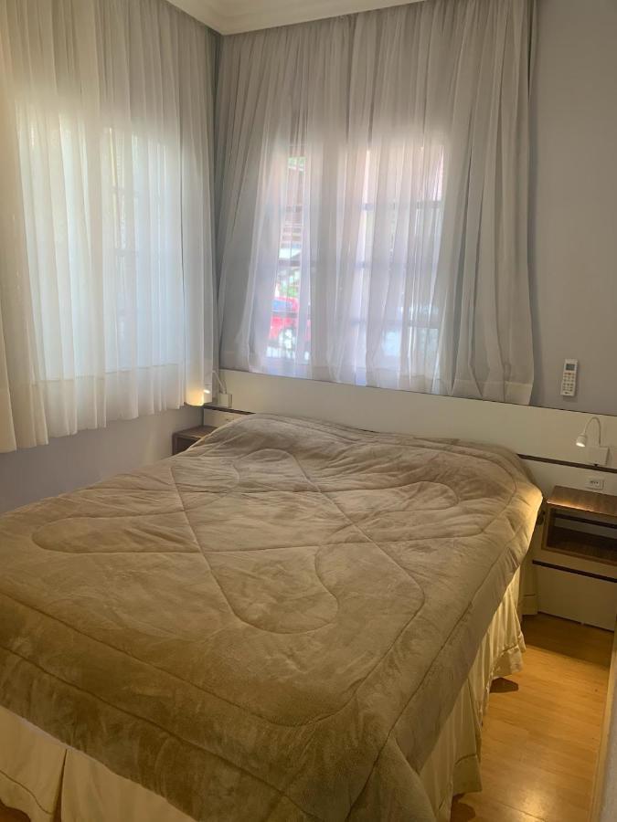 Apartamento Junto A Rua Coberta, Recem Decorado Грамаду Екстериор снимка